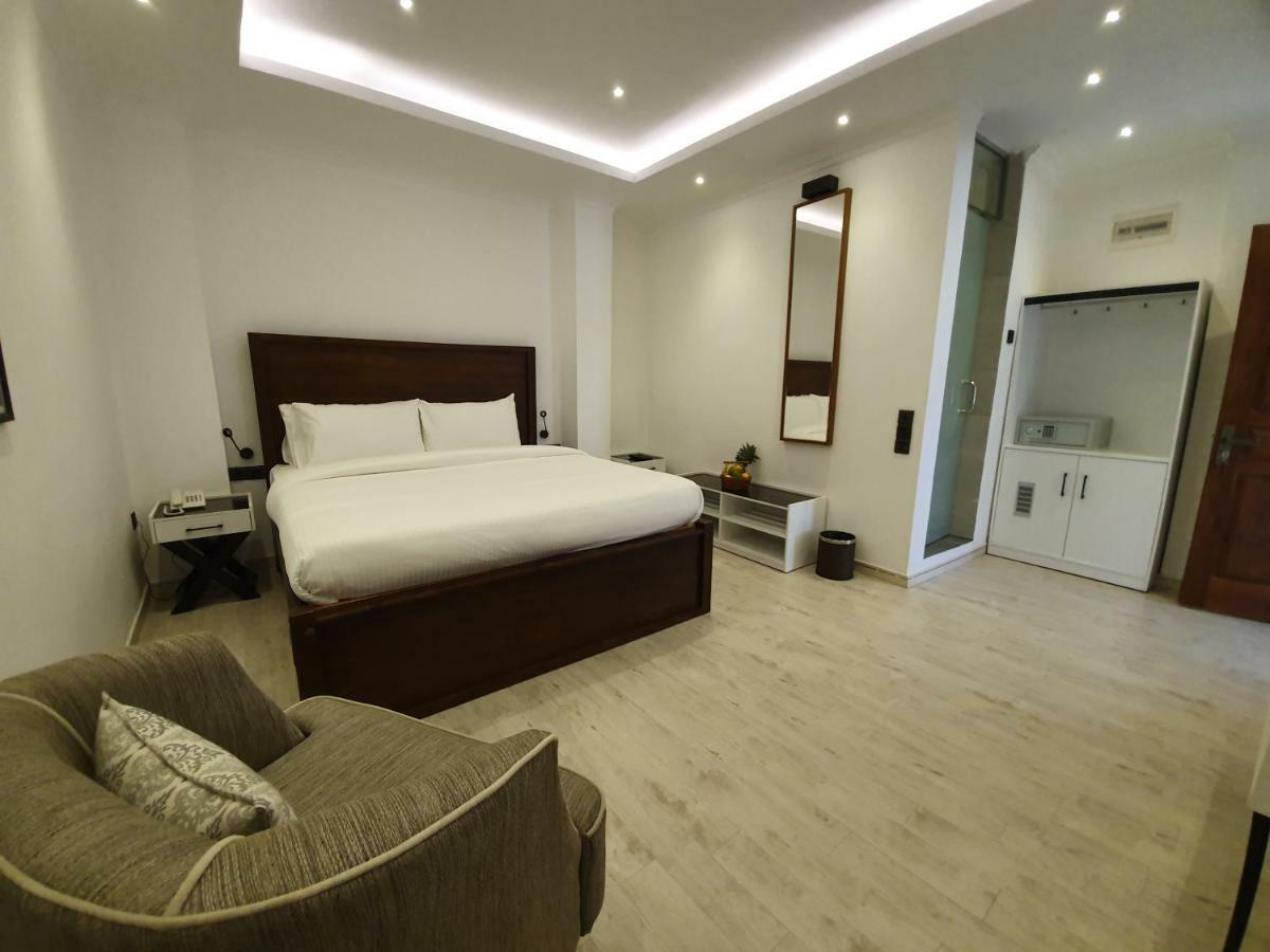 Bed Station 210 Otel Kandy Dış mekan fotoğraf